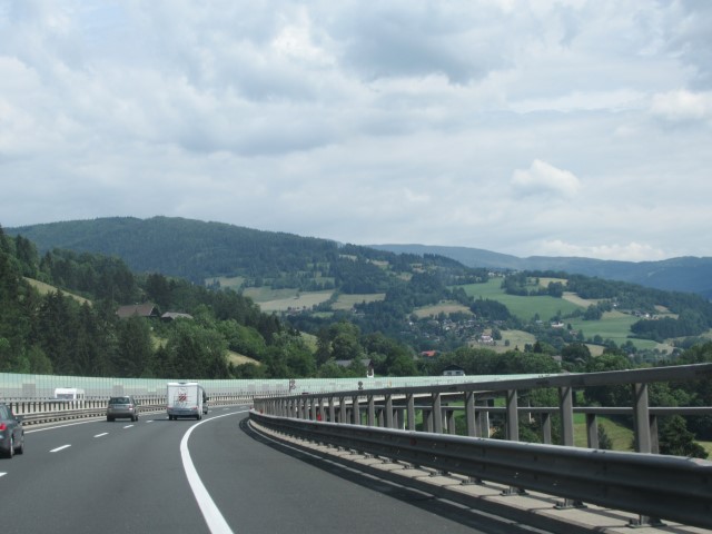 Snelweg door Oostenrijk